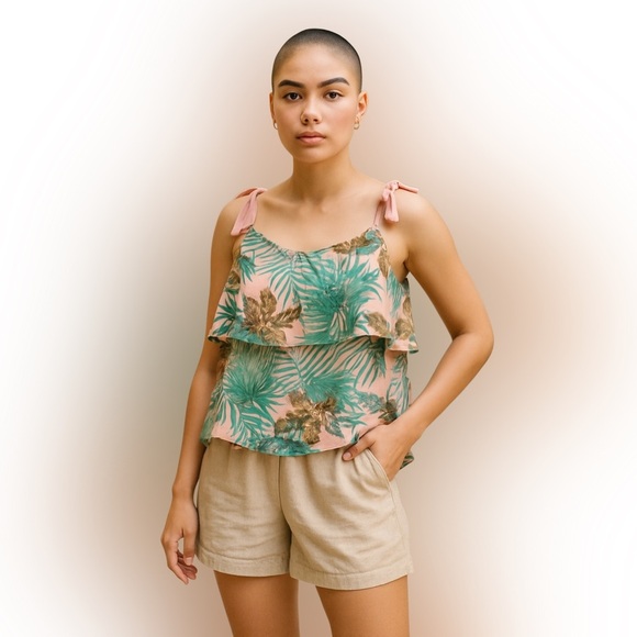 Tropical Leaf Print Women's Top Size Large - Picture 1 of 6